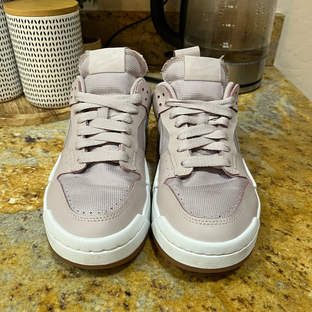 Nike Women's Sneakers in Light Purple and White - Picture 2 of 9